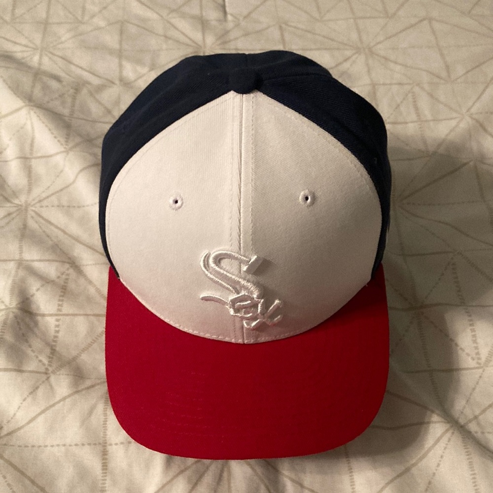 Nike red, white and blue adjustable White Sox cap